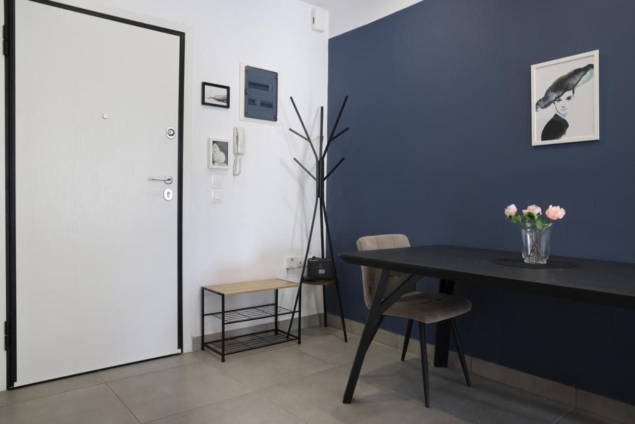 Comfort & Relax Apartment In Athens Riviera المظهر الخارجي الصورة